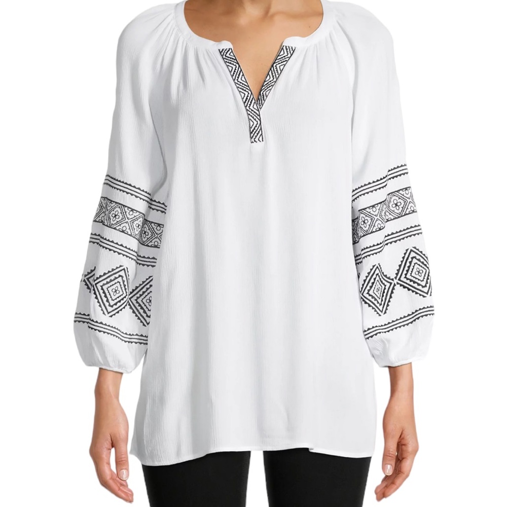 The Pioneer Woman Embroidered V Neck Peasant Blouse Black & White